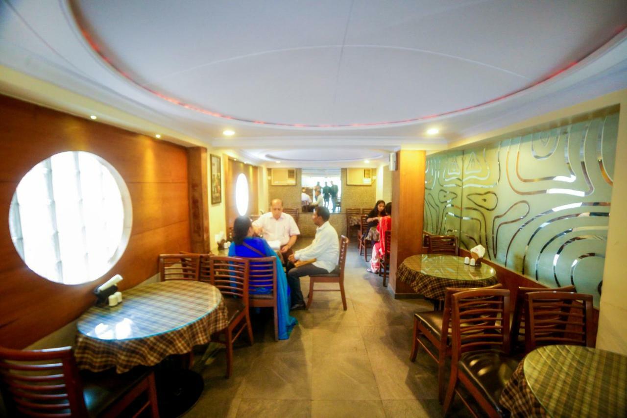 Lucky Hotel Bandra Bombay Esterno foto